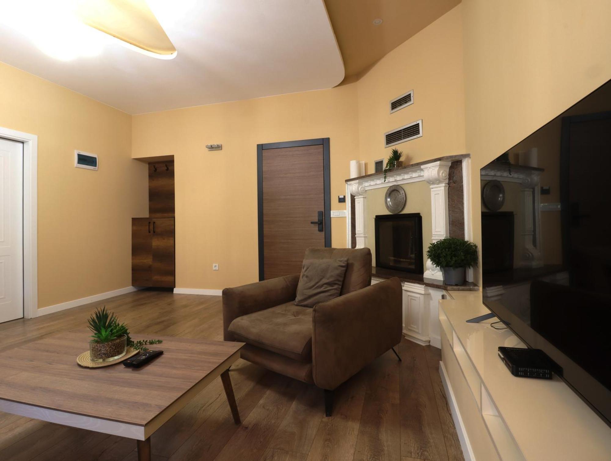 Midtown Prishtina Stays - Central Location Pristina Exterior foto