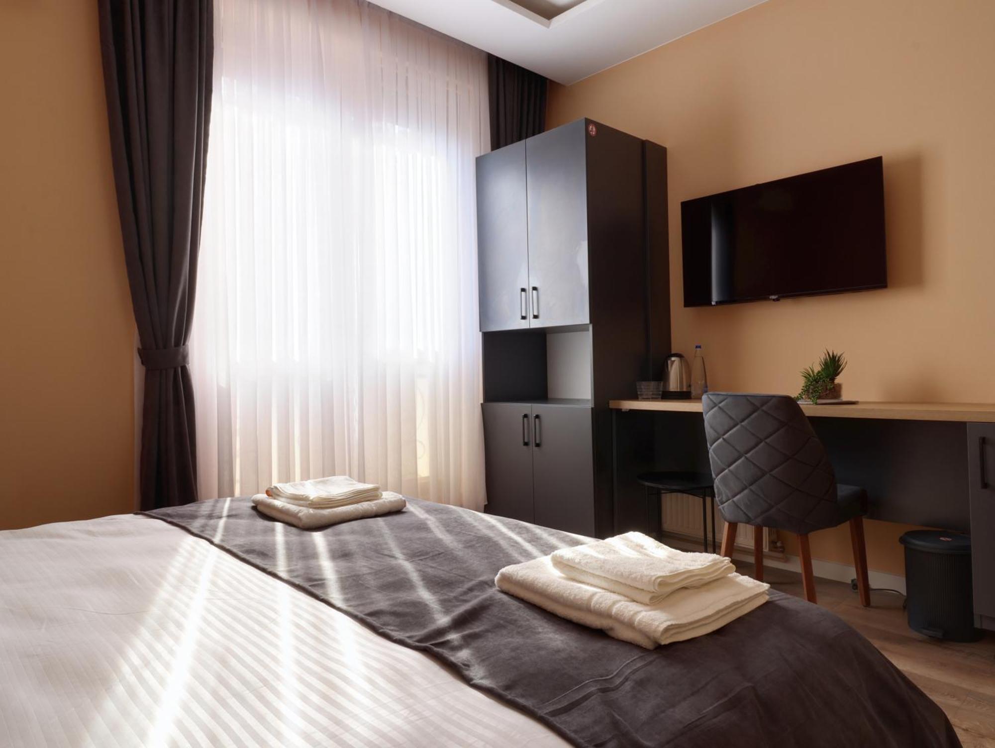 Midtown Prishtina Stays - Central Location Pristina Exterior foto