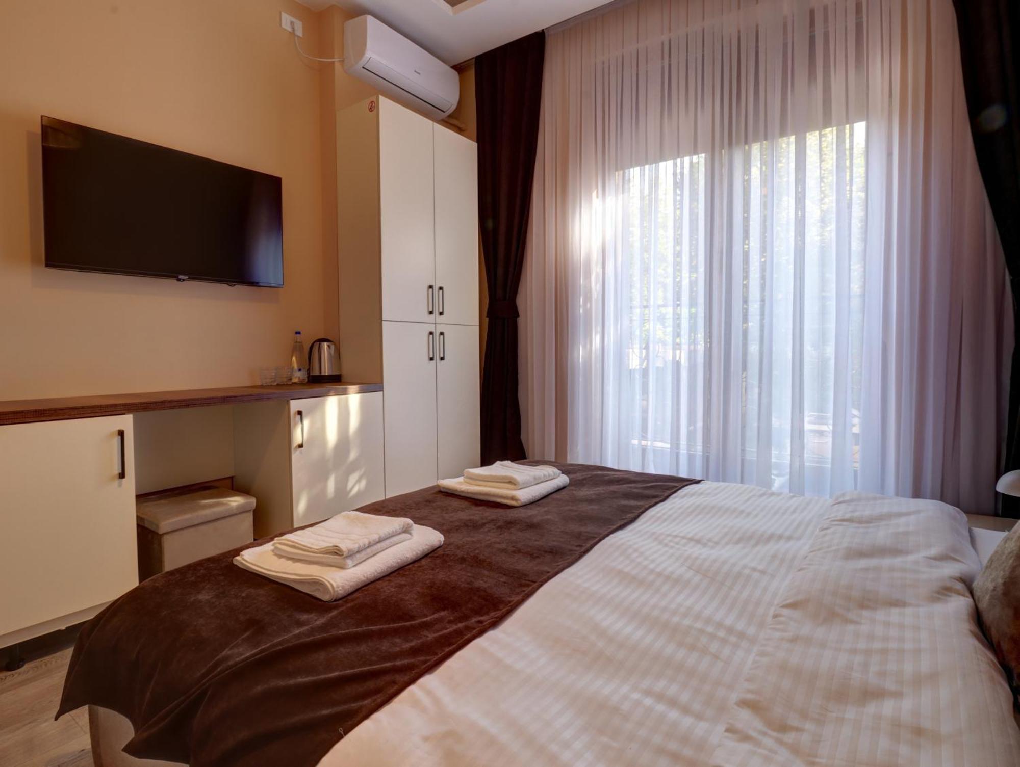 Midtown Prishtina Stays - Central Location Pristina Exterior foto